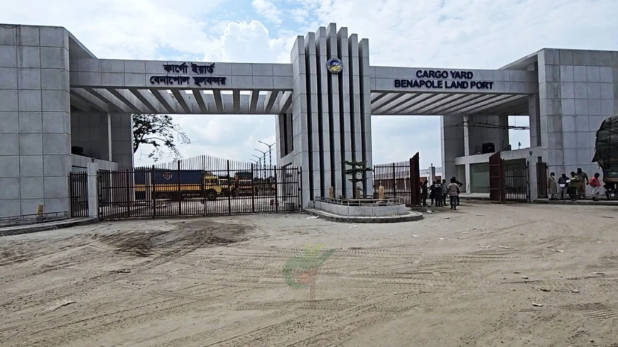 বেনাপোল দিয়ে বাণিজ্য বন্ধ ৩ দিন, স্থগিত ভারত ভ্রমণ