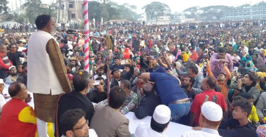 রাজগঞ্জ স্কুল মাঠে স্বতন্ত্র প্রার্থীর কলস প্রতিকের জনসভা